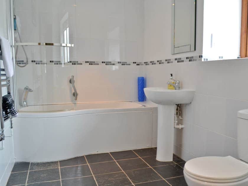 Bathroom | West Rose Barn, Red Roses, nr. Whitland