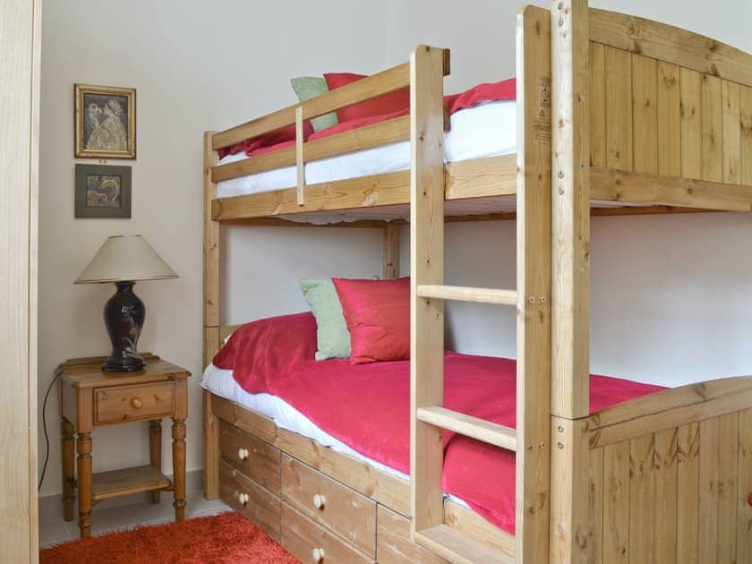 Bunk bedroom | Eryri, Caeathro, Caernarfon