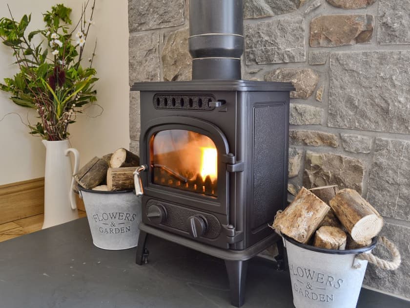 Open plan living/dining room/kitchen | Hen Weithdy, Rhostryfan, Caernarfon