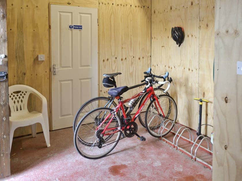 Bicycle store and drying area | Yr Hen Weithdy, Llanllechid near?Bangor