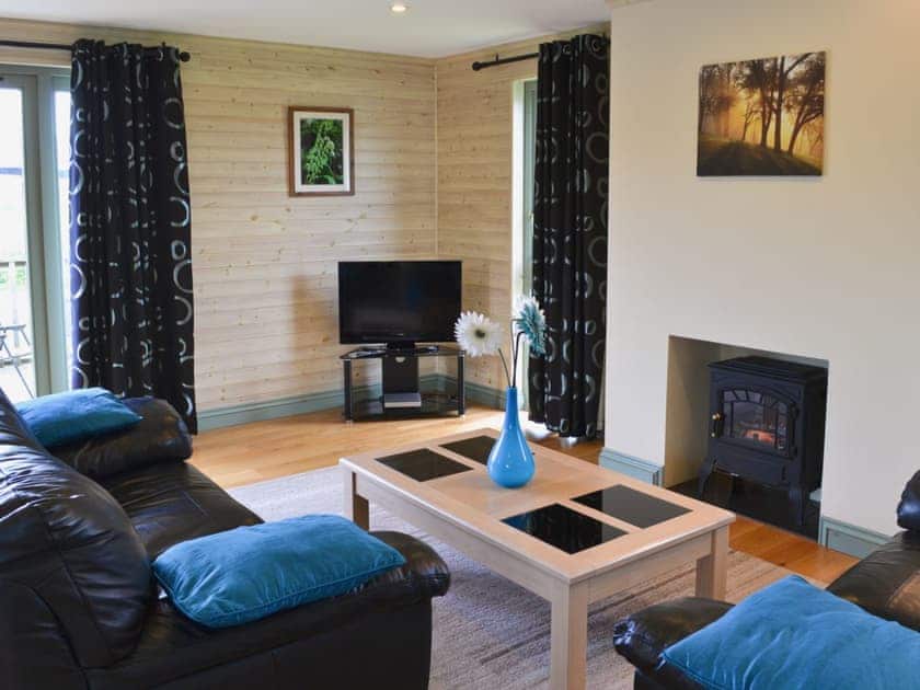 Higher Shorston Lakes and Lodges - Bluebell Lodge