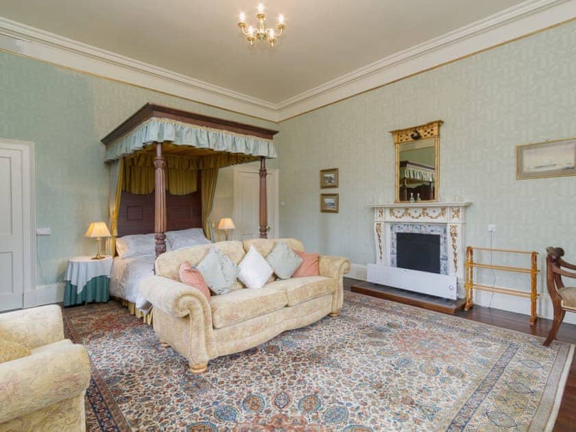 Four Poster bedroom | Symbister Suite, Delgatie Castle, Turriff