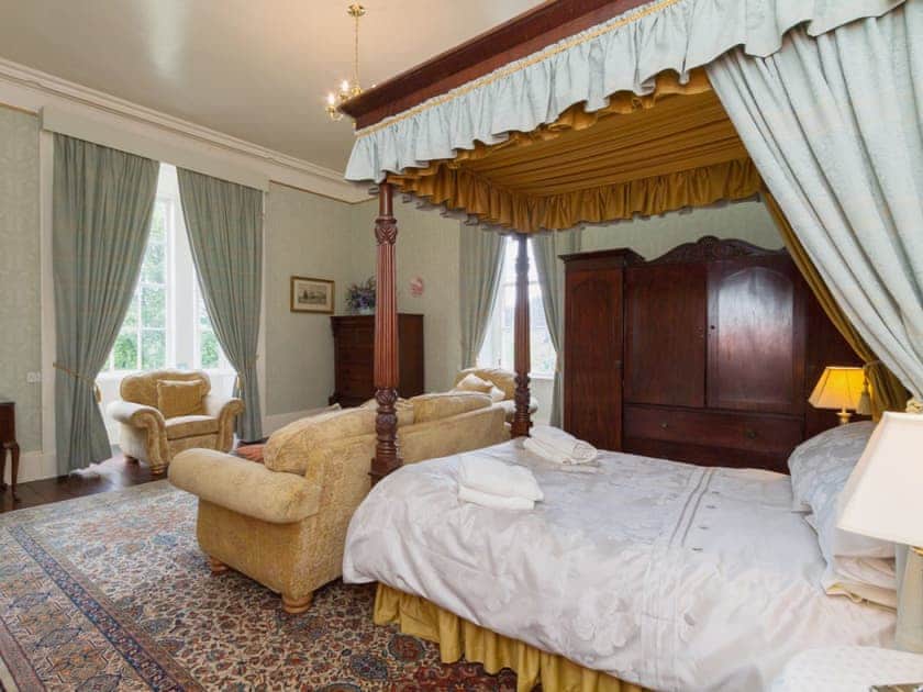 Four Poster bedroom | Symbister Suite, Delgatie Castle, Turriff