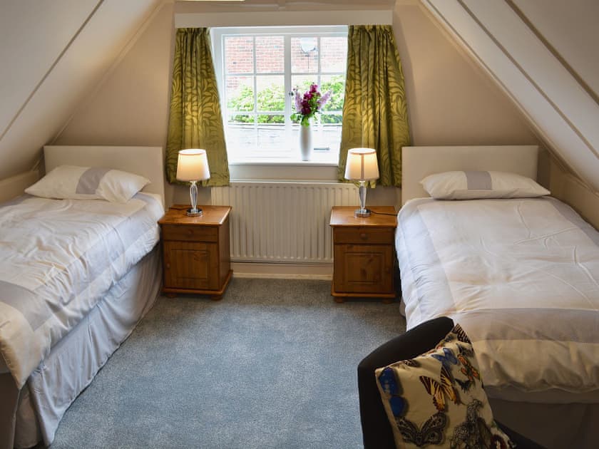 Twin bedroom | Farm Cottage, Margate