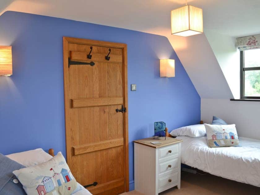 Twin bedroom | Saracens Retreat, Wickmere, nr. Sheringham