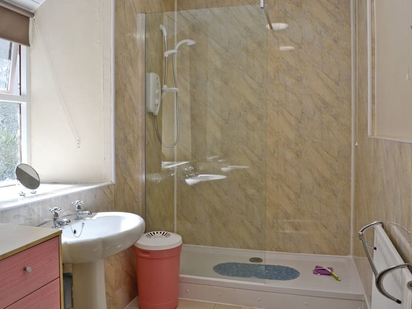 Bathroom | Groudd Hall Cottage, Cerrigydrudion, nr. Betws-y-Coed