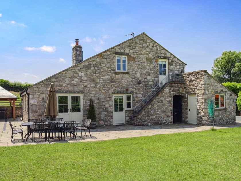 Stunning, detached holiday home is ideal for families or large groups | Pheasant Fields - Holly and Pines Holidays, Holywell