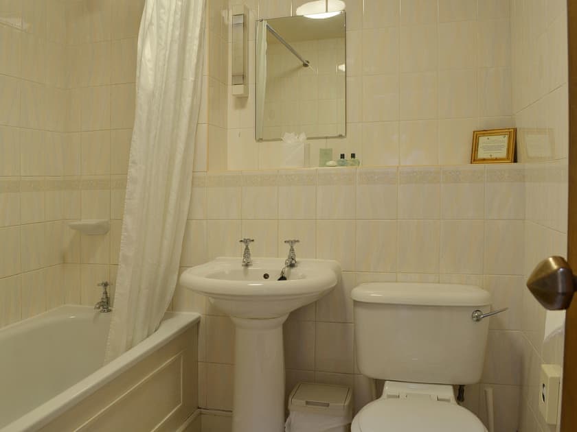 Bathroom | Grooms Room - Dale Head Hall, Thirlmere near Keswick