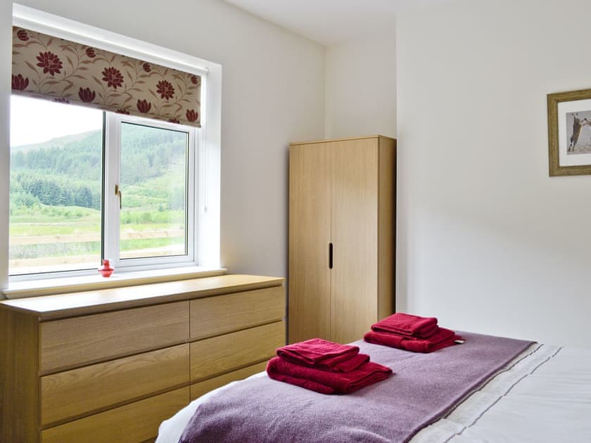 Double bedroom | Corrie Massan, Glen Massan near Dunoon