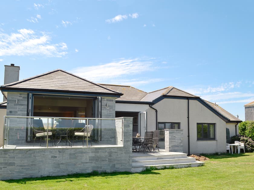 Exterior | St Illex, Port Gaverne