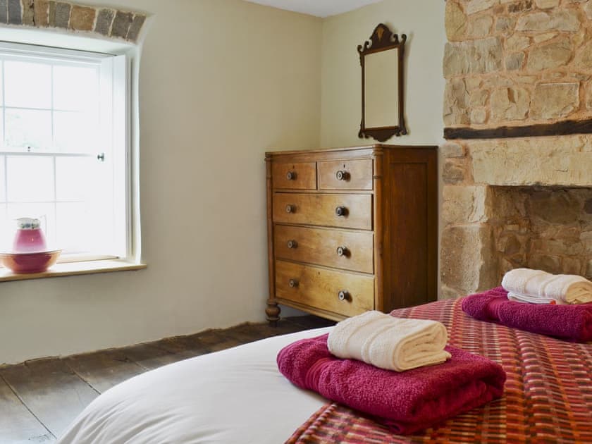 Double bedroom | The Mill Farmhouse (Ty Fferm Y Felin), Llandybie, nr. Llandeilo