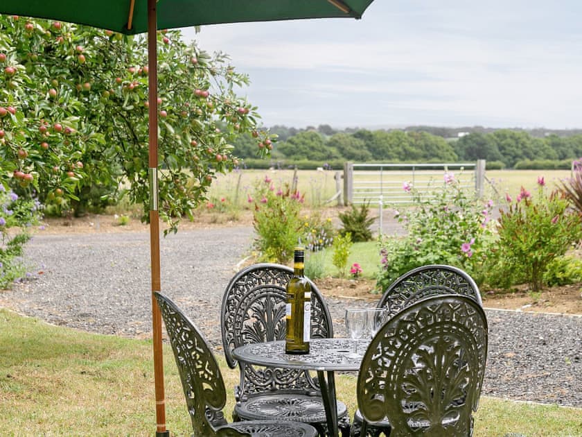 Sitting-out-area | Chilsham Barn, Herstmonceux, nr. Hailsham