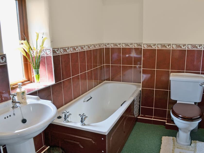 Bathroom | Flaxmans - The Barn, Parkham, nr. Bideford