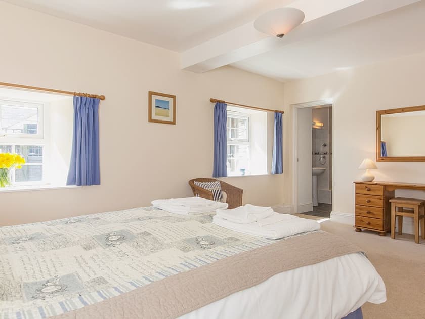 Double bedroom | Great Bodieve Farm Barns - Orchard Cottage, Bodieve, nr. Wadebridge