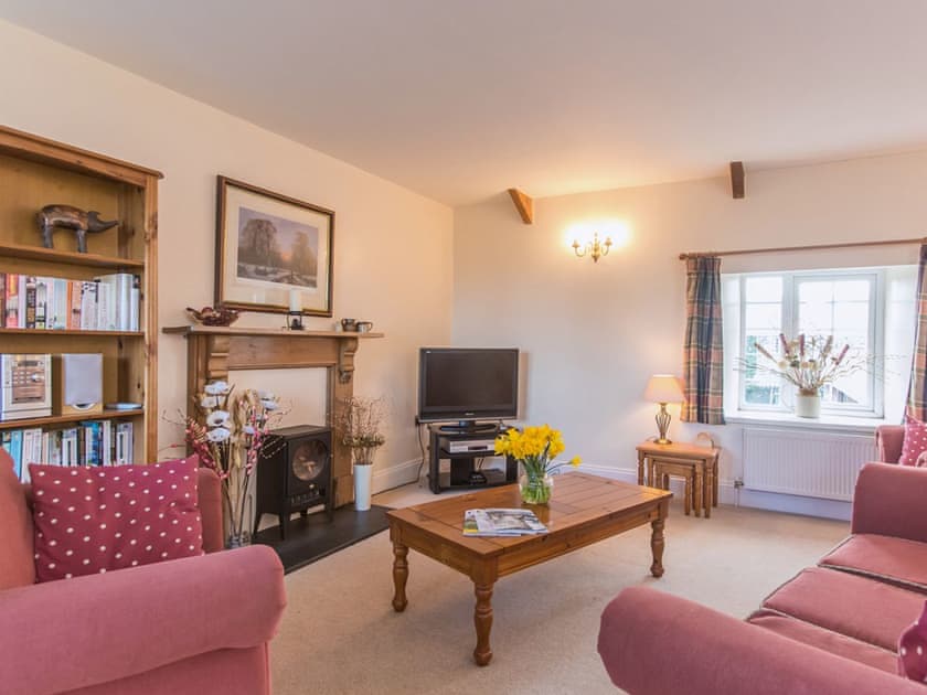 Open plan living/dining room/kitchen | Great Bodieve Farm Barns - The Granary, Bodieve, nr. Wadebridge