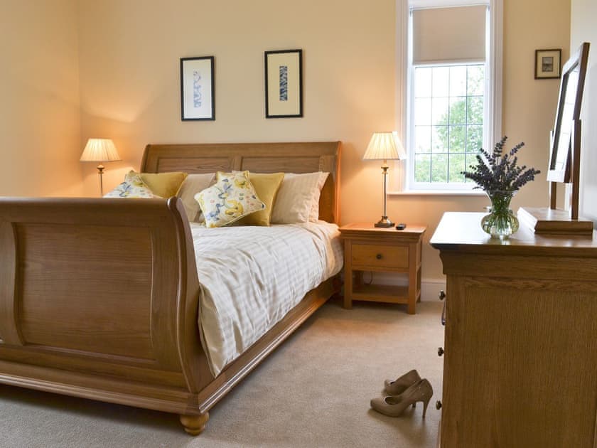 Master bedroom | Tudor House, Portington