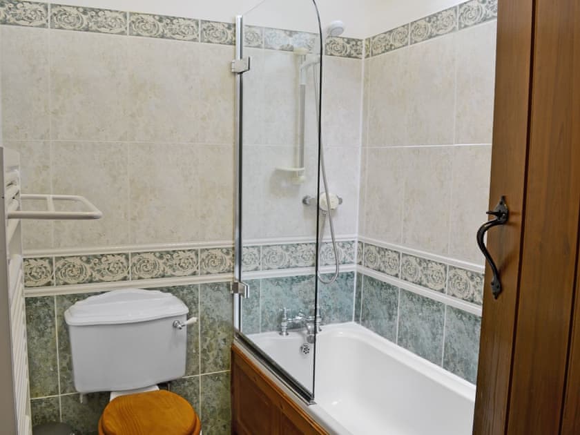 Bathroom | Jenny Spring, High Yedmandale near West Ayton