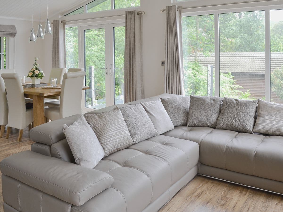 Lake Bank Lodge - Holiday lodge in North West England - Image 3