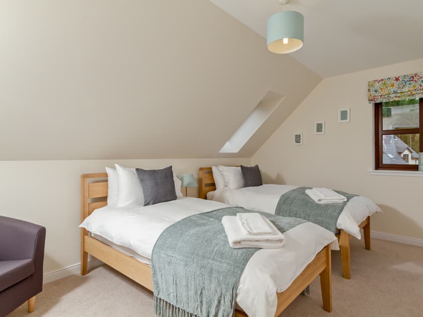 Quaint and cosy twin bedroom | Birch Corner, Aviemore