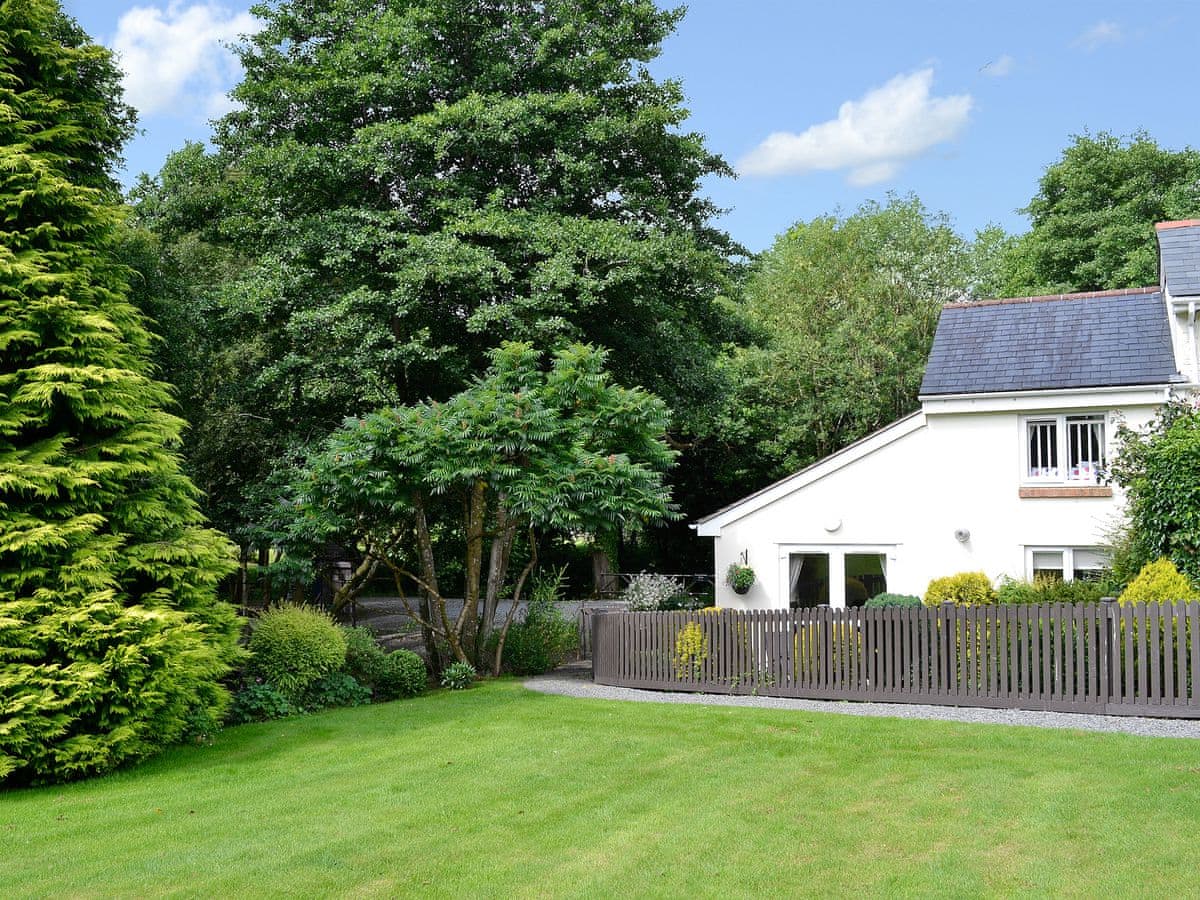 Riverton Lakes & Holiday Cottages -  Mole