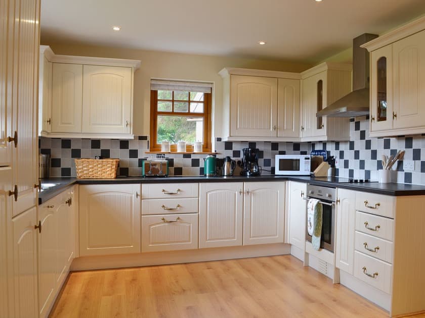 Kitchen | Truim Cottage, Dalwhinnie
