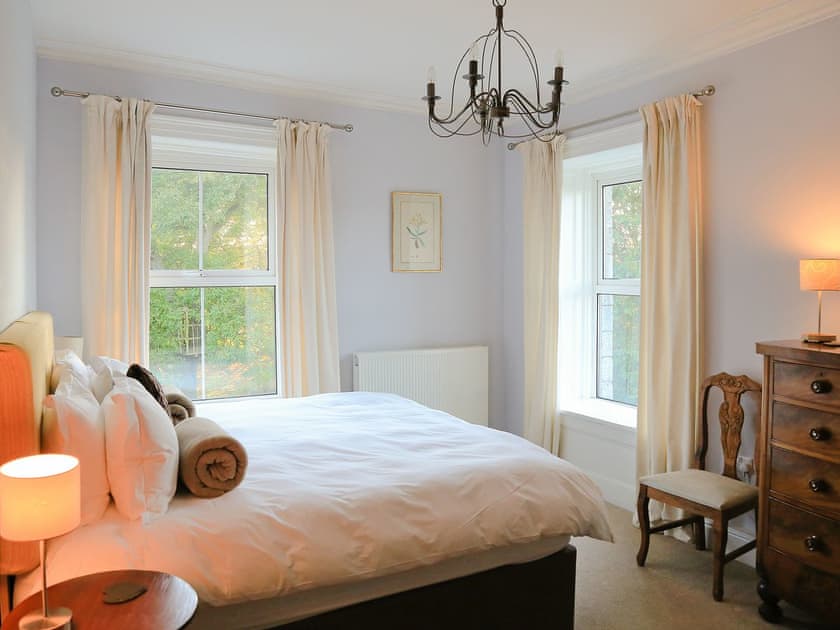 Pretty and quaint double bedroom | Hazel Grove House, Near Kirkby Lonsdale