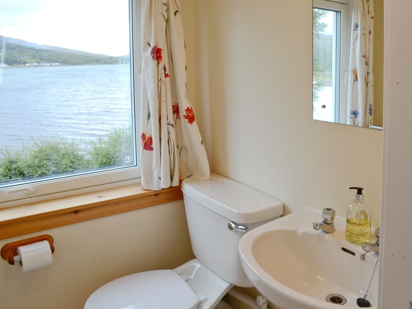 Bathroom | Cruary, Applecross