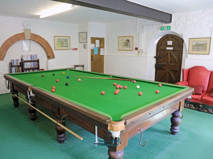 Snooker room | Tuckenhay Mill - Bow Creek, between Dartmouth and Totnes