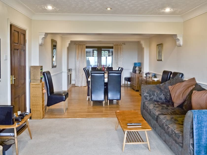 Living room/dining room | Woodend Bungalow, Huthwaite, nr. Sutton-in-Ashfield