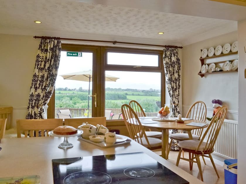 Kitchen/diner | Woodend Bungalow, Huthwaite, nr. Sutton-in-Ashfield