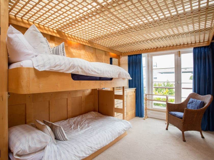Bunk bedroom | The Boathouse, Dartmouth