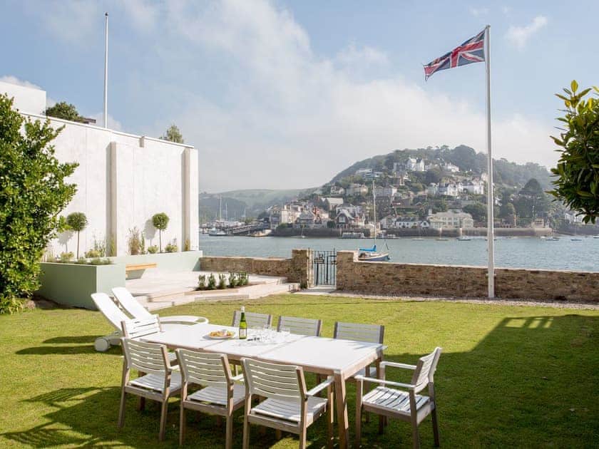 Outdoor eating area | The Boathouse, Dartmouth