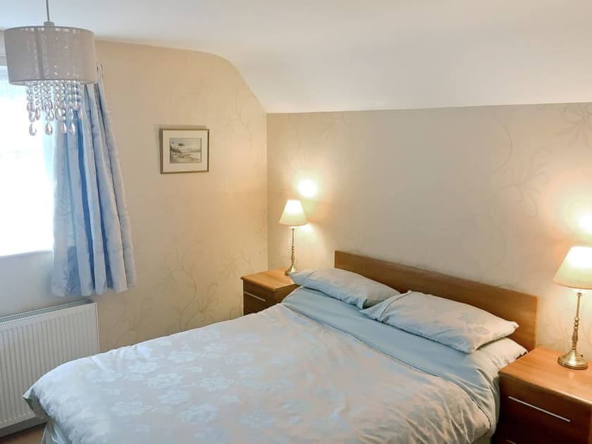 Double bedroom | Lakeview Cottage, near Bowness on Windermere