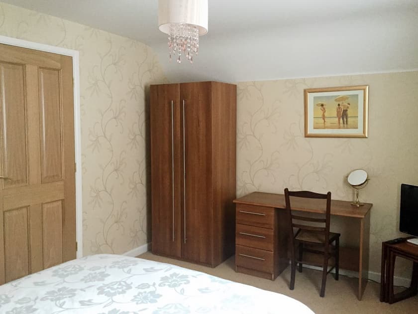 Double bedroom | Lakeview Cottage, near Bowness on Windermere