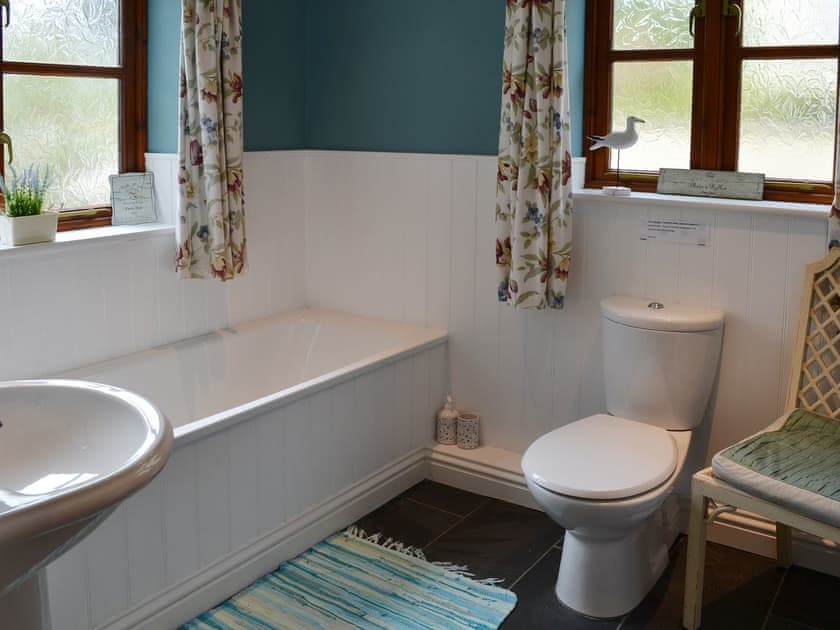 Bathroom | Church View, Jacobstow, Bude