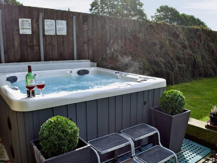 Hot tub | Cass Lodge, near Easingwold