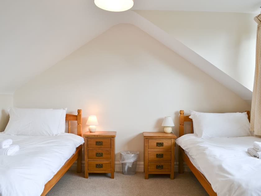Twin bedroom | Kilnshaw, Ambleside
