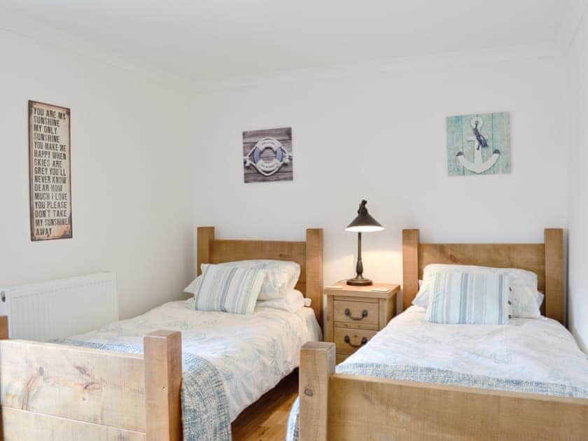 Twin bedroom | The Beach House, Dunure near Ayr