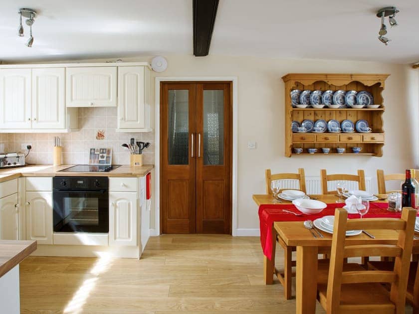 Kitchen/diner | The Hen House, Freshwater East near Pembroke