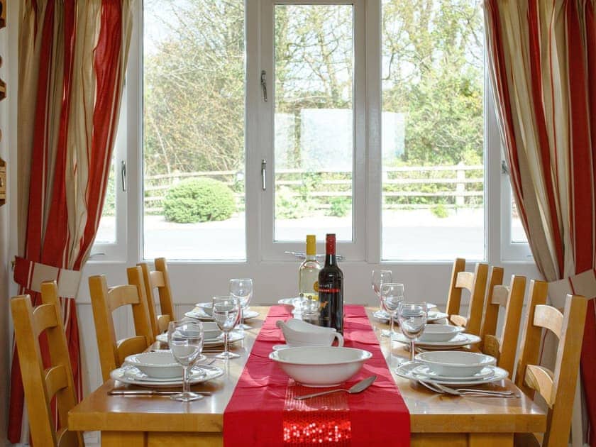 Kitchen/diner | The Hen House, Freshwater East near Pembroke