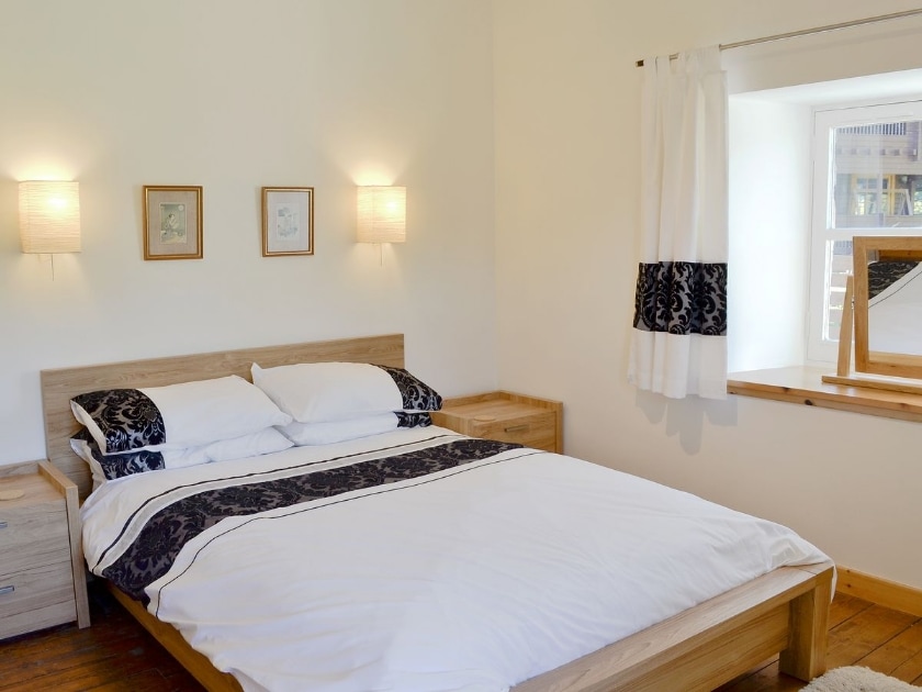 Double bedroom | The Old Granary , Cragganmore near Ballindalloch
