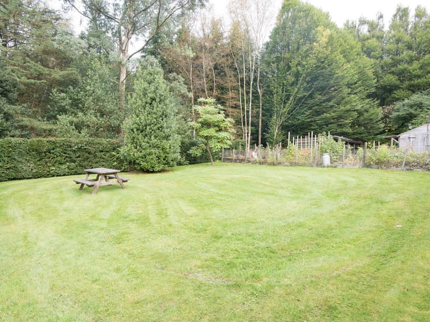Garden and grounds | Rowlandson Ground Cottage, Coniston