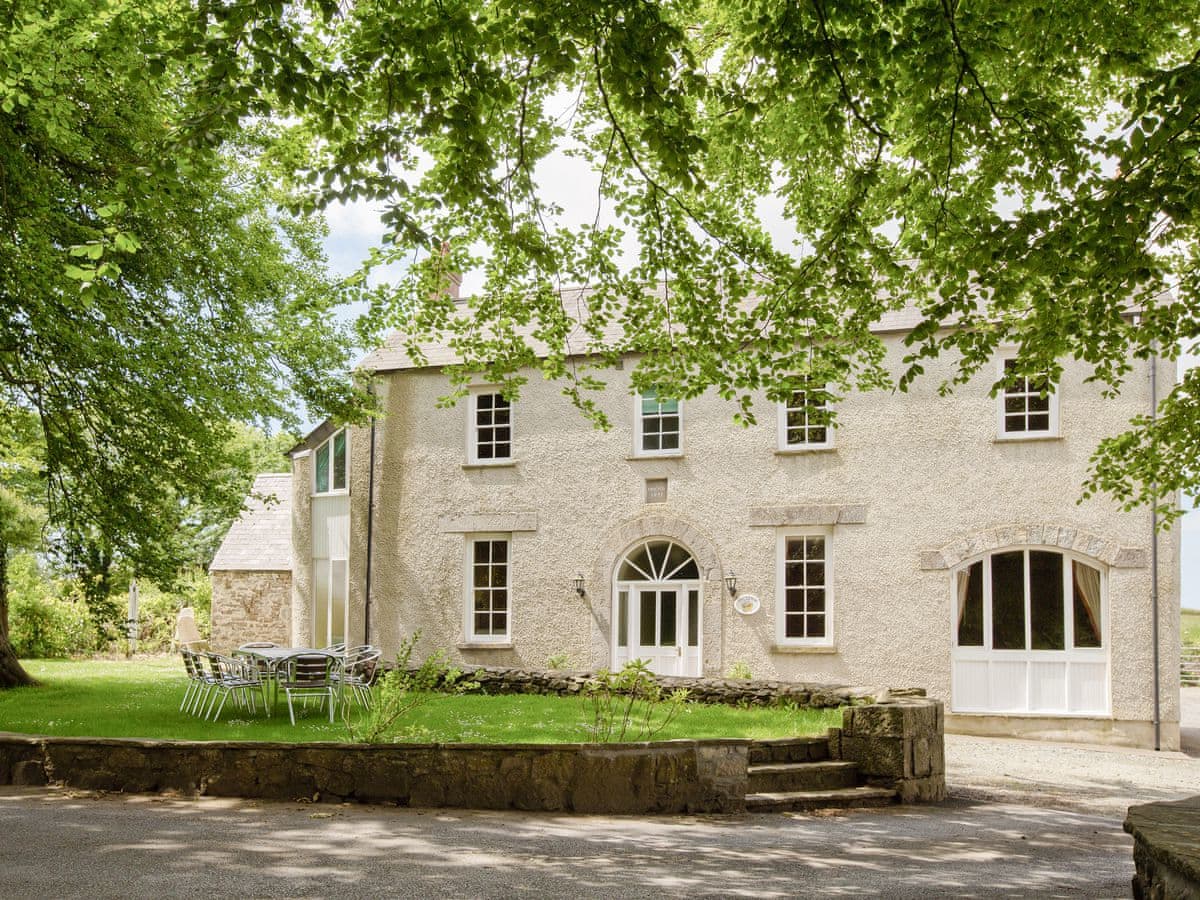 The Coach House — photo from cottages.com