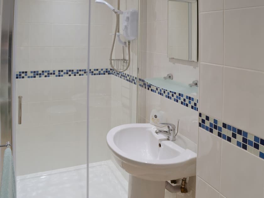 Shower room | The Castaway, Mundesley