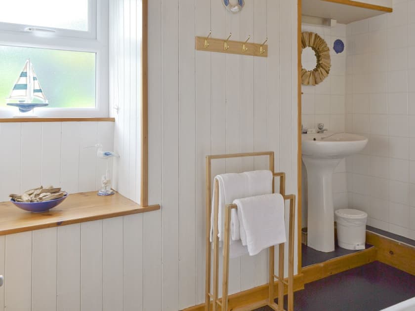 Bathroom | Minallt, Nefyn, nr. Pwllheli