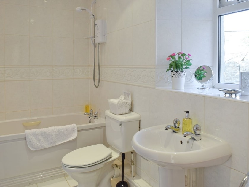 Bathroom | Harriet’s Cottage, Muker near Reeth