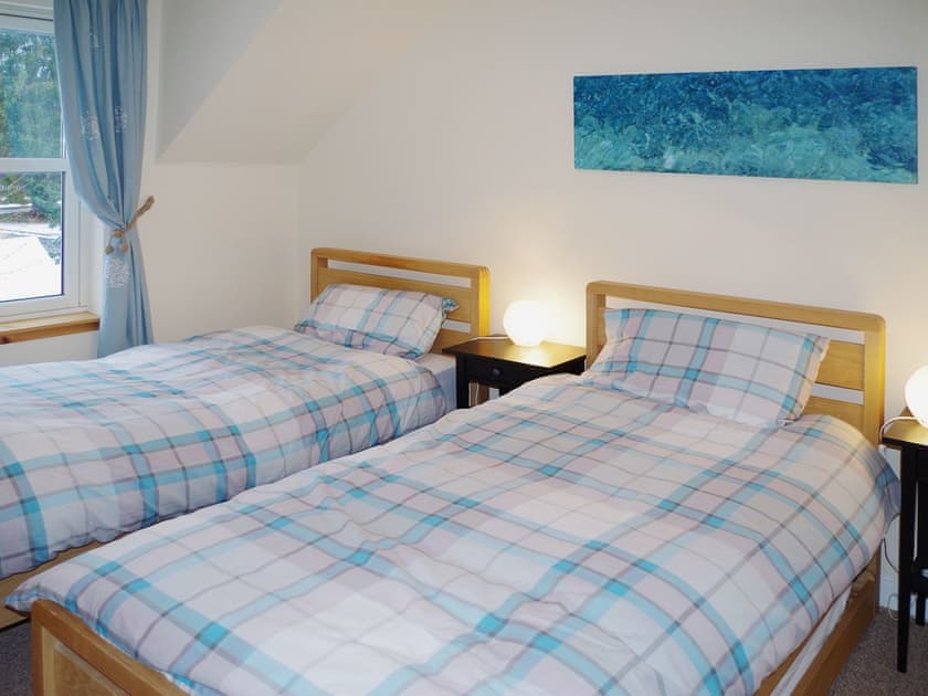 Twin bedroom | The Heathers, Boat of Garten near Aviemore