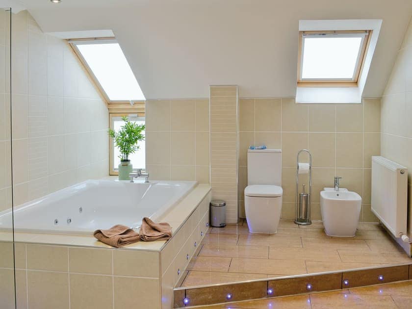 Bathroom | Home Farm, Dunragit near Stranraer