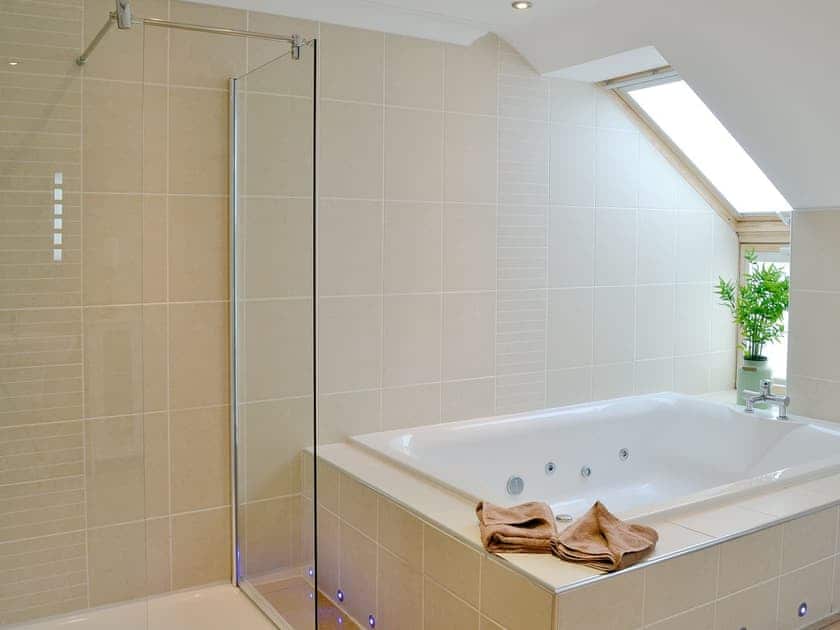Bathroom | Home Farm, Dunragit near Stranraer
