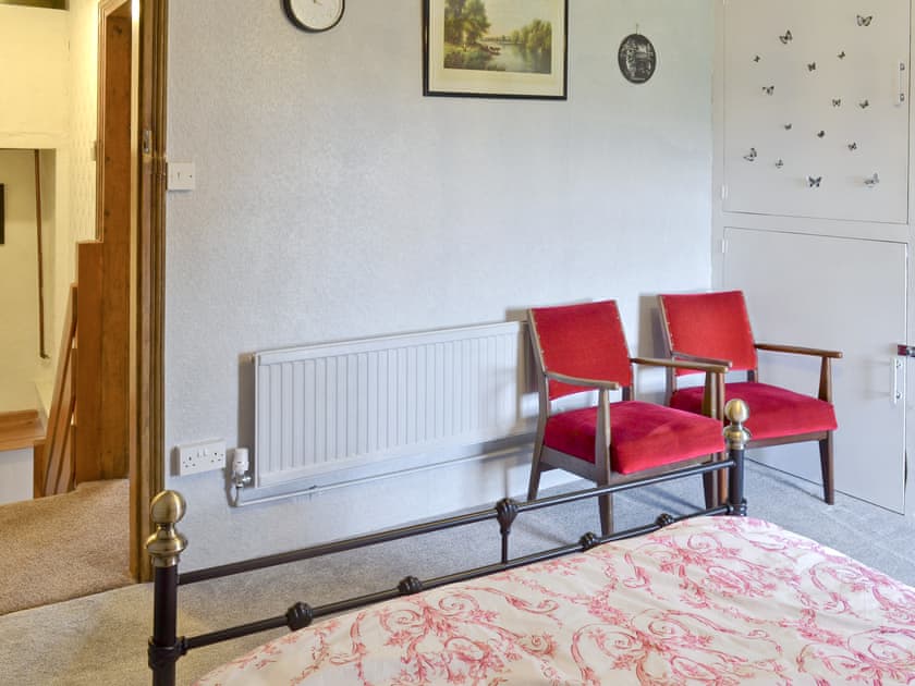 Double bedroom | The Ridge Farm Cottage, Longnor near Buxton